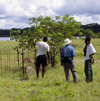 At the graveyard in Iguela on the Gabon coast that Paul Augustinus uded as the basis for his moonlight painting
